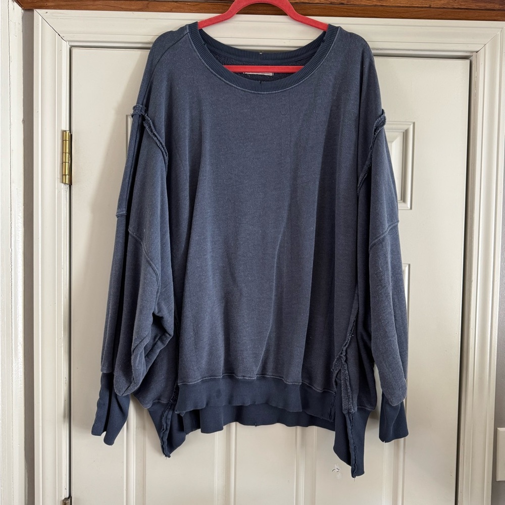 We The Free Camden Sweatshirt L Navy - Picture 7 of 10